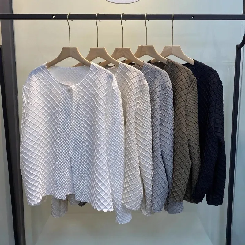 Miyake Pleated Waffle Embroidered Jacket Women's 2026 New Pleated Tops Simple Loose Commuter Office One Button Cardigan Clothing
Miyake Pleated Waffle Embroidered Jacket Women's 2026 New Pleated Tops Simple Loose Commuter Office One Button Cardigan Clothing