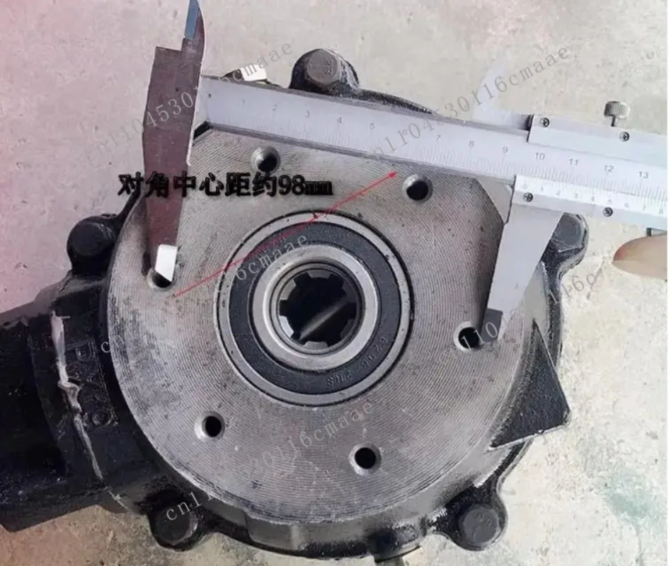 New Motorcycle All Terrain Vehicle Parts Modification Axle Transmission Differential Rear Axle Gearbox Gearbox
New Motorcycle All Terrain Vehicle Parts Modification Axle Transmission Differential Rear Axle Gearbox Gearbox
