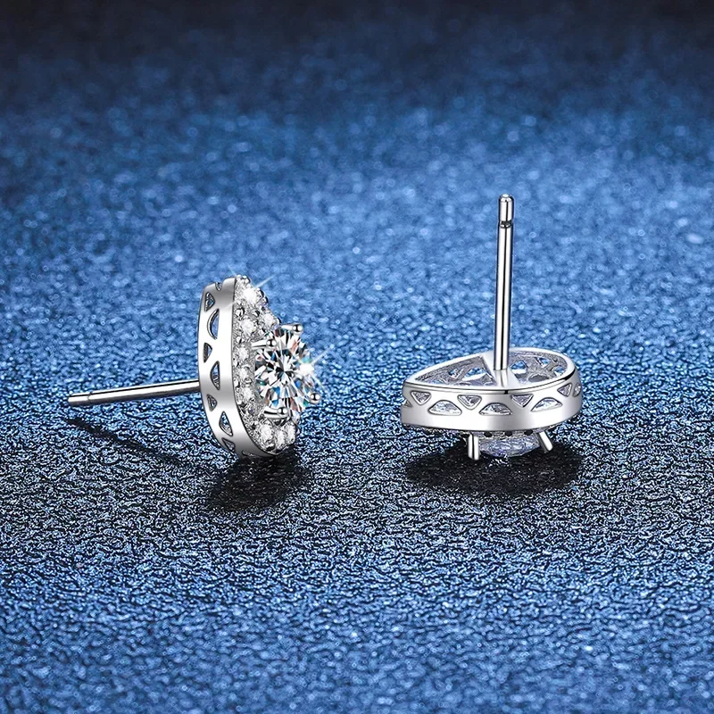 PT950 Platinum Cute Water Drop Stud Earrings, 1ct Sparkling D Color Moissanite Engagement Birthday Gift Fine Jewelry for Women
PT950 Platinum Cute Water Drop Stud Earrings, 1ct Sparkling D Color Moissanite Engagement Birthday Gift Fine Jewelry for Women