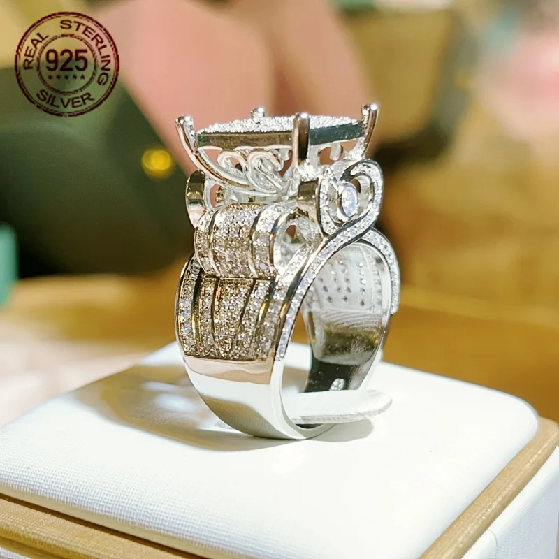 Большое преувеличенное полое серебряное кольцо с геометрическим цирконием 925 пробы для женщин, позолоченное из белого золота 14 карат, винтажные кольца на палец с коктейлем для банкета
Большое преувеличенное полое серебряное кольцо с геометрическим цирконием 925 пробы для женщин, позолоченное из белого золота 14 карат, винтажные кольца на палец с коктейлем для банкета