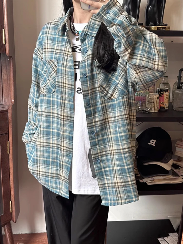 Retro American Blue Plaid Brued Long Sve Men's irt Loose Outerwear Autumn Faionable Workwear Stand Fit Cotton
Retro American Blue Plaid Brued Long Sve Men's irt Loose Outerwear Autumn Faionable Workwear Stand Fit Cotton