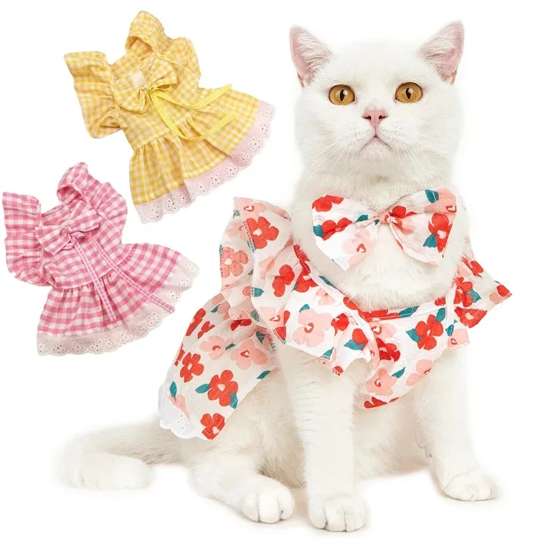 Summer new cat flying sleeve skirt bow bow tie pet clothes Teddy Bichon puppy dress lace edge suit with traction buckle
Summer new cat flying sleeve skirt bow bow tie pet clothes Teddy Bichon puppy dress lace edge suit with traction buckle