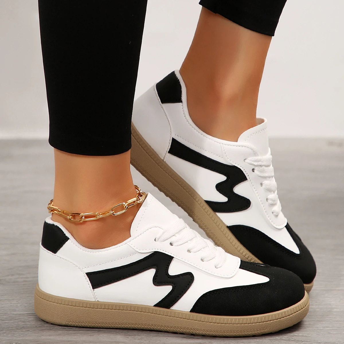 Women Sneakers Fashion Shoes Spring Trend Casual Flats Sneakers Female New Fashion Comfort White Vulcanized Platform Shoes 2024
Women Sneakers Fashion Shoes Spring Trend Casual Flats Sneakers Female New Fashion Comfort White Vulcanized Platform Shoes 2024