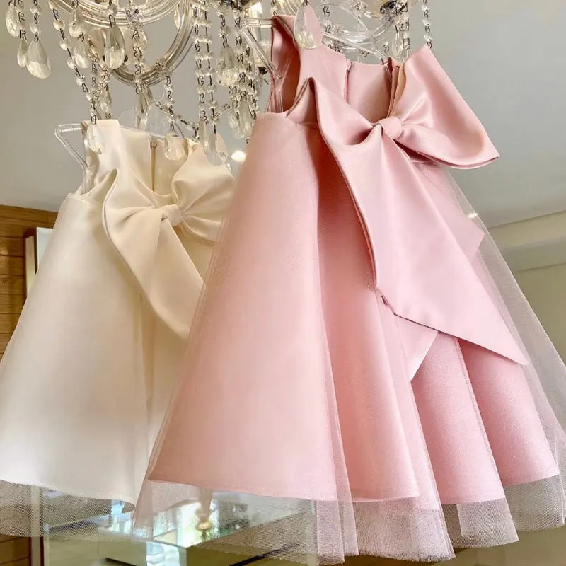 Children's Dress with Bow for Baby Girl's First Birthday Full Moon Princess Dress Girls' Dress Factory Direct Sale
Children's Dress with Bow for Baby Girl's First Birthday Full Moon Princess Dress Girls' Dress Factory Direct Sale