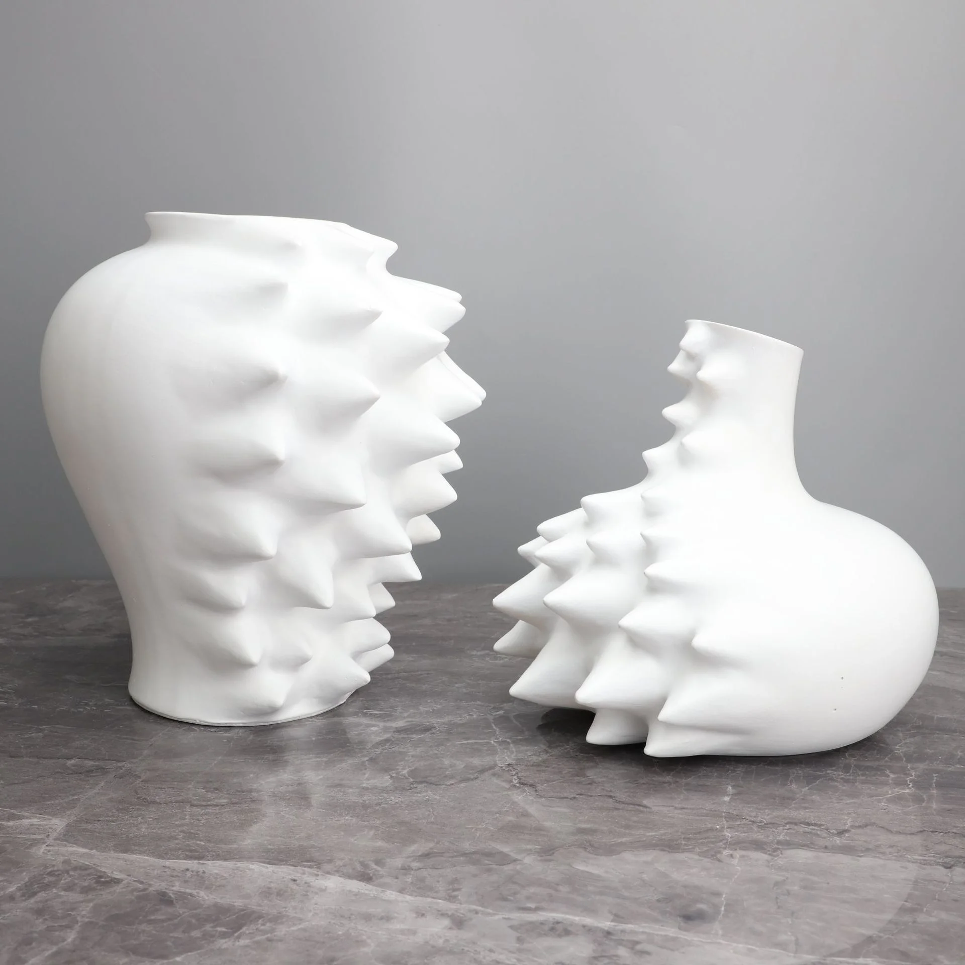 Simple modern creative resin hedgehog flower model room TV cabinet home porch living room soft decoration crafts
Simple modern creative resin hedgehog flower model room TV cabinet home porch living room soft decoration crafts