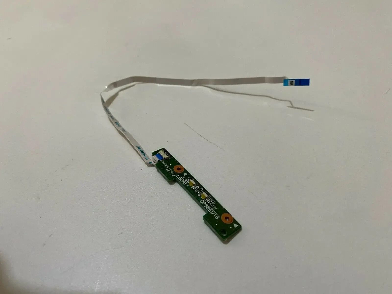 Светодиодная плата и кабель для Dell Inspiron 15 7548, 3FAM6LB0010
Светодиодная плата и кабель для Dell Inspiron 15 7548, 3FAM6LB0010