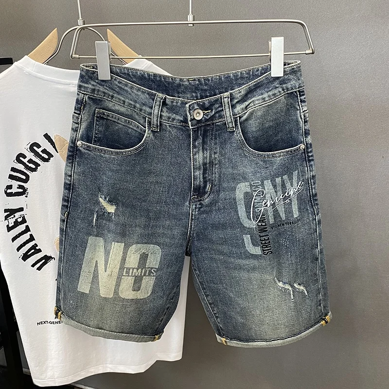 Faionable Casual Men's Embroidered Ripped Denim orts Lightweight Luxury Print Five-Quarter Loose Fit Straight Leg Jeans
Faionable Casual Men's Embroidered Ripped Denim orts Lightweight Luxury Print Five-Quarter Loose Fit Straight Leg Jeans