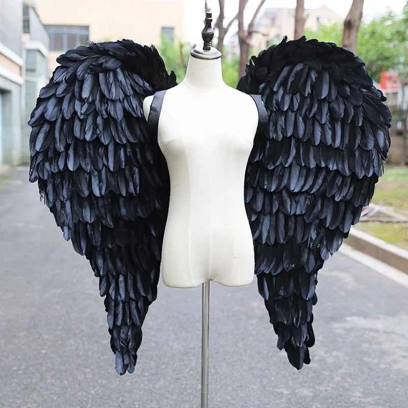 Dark Night Black Devil Photography Feather Wings Super Large Photo Performance Cosplay Bar Show Props
Dark Night Black Devil Photography Feather Wings Super Large Photo Performance Cosplay Bar Show Props