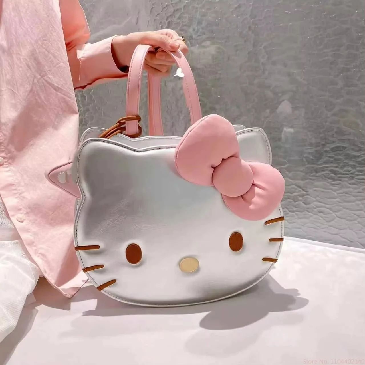 New Arrival Anime Peripheral Products Replica Hello Kitty Sweet Cute Girl Heart Backpack Large Capacity Commuting Bag Girl Gift
New Arrival Anime Peripheral Products Replica Hello Kitty Sweet Cute Girl Heart Backpack Large Capacity Commuting Bag Girl Gift