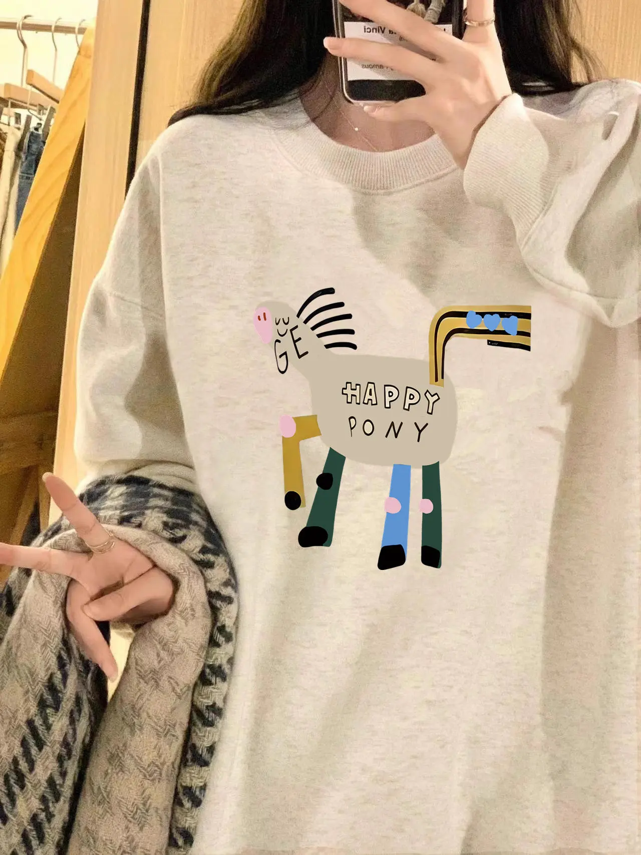 2025 New plus Size Women's Fleece Lined Loose Fit Long Sleeve round Neck Sweatshirt Casual Comfortable Streetwear Style
2025 New plus Size Women's Fleece Lined Loose Fit Long Sleeve round Neck Sweatshirt Casual Comfortable Streetwear Style