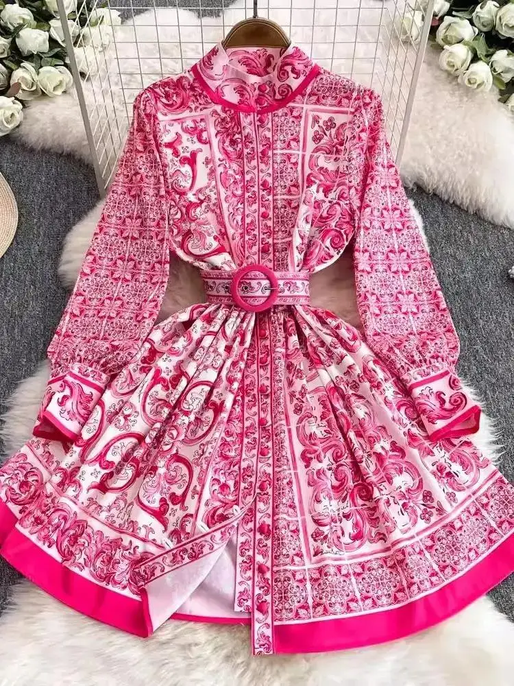 2025 Spring Summer Runway Red Yellow Blue And White Porcelain Short Dresses Women Clothing Stand Single Breasted Belt Vestidos
2025 Spring Summer Runway Red Yellow Blue And White Porcelain Short Dresses Women Clothing Stand Single Breasted Belt Vestidos