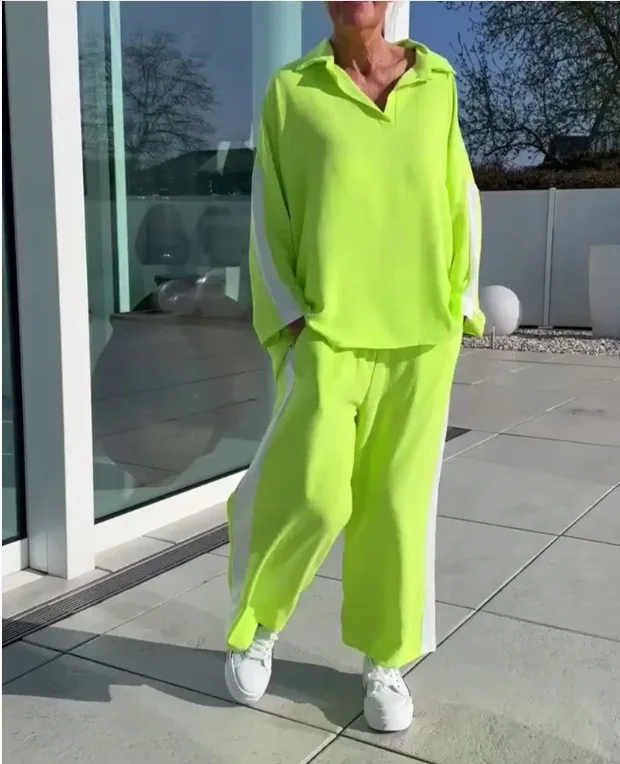 Повседневный спортивный стиль, комплект из 2 предметов, свободный пуловер с лацканами и длинными рукавами, широкие брюки с высокой талией, костюм, модная женская одежда 
Повседневный спортивный стиль, комплект из 2 предметов, свободный пуловер с лацканами и длинными рукавами, широкие брюки с высокой талией, костюм, модная женская одежда