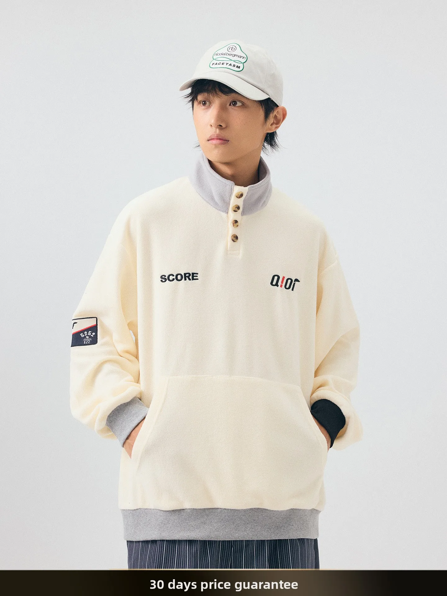 Ретро-свитшот в американском стиле с вышитыми буквами и цветными вставками, с воротником-стойкой, мужской, осенний, для пар, спортивный, на флисе, без застежек
Ретро-свитшот в американском стиле с вышитыми буквами и цветными вставками, с воротником-стойкой, мужской, осенний, для пар, спортивный, на флисе, без застежек