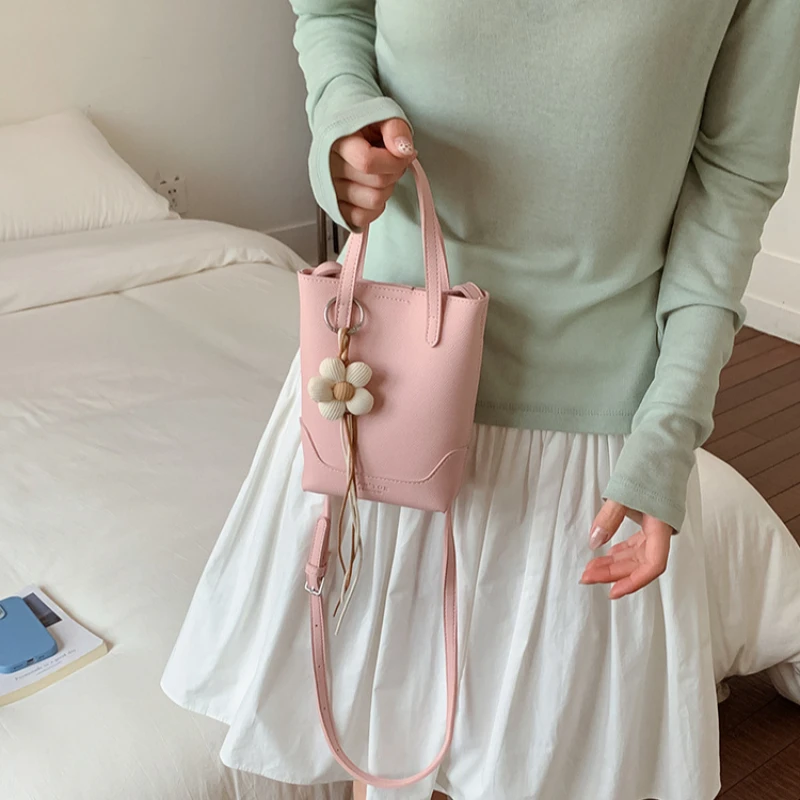 Small Shoulder Crossbody Cell Phone Bag for Women 2026 New in High Quality Pu Leather Fashion Woman Square Bags Women's Handbag
Small Shoulder Crossbody Cell Phone Bag for Women 2026 New in High Quality Pu Leather Fashion Woman Square Bags Women's Handbag