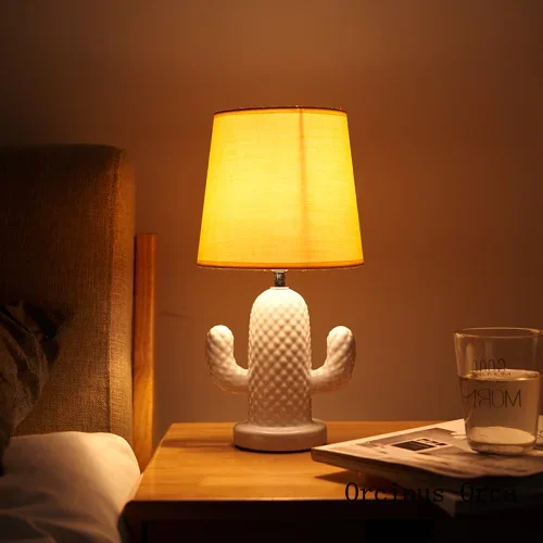 Cartoon Creative Color cactus table lamp lamp in children's bedroom Nordic modern simple LED ceramic table lamp
Cartoon Creative Color cactus table lamp lamp in children's bedroom Nordic modern simple LED ceramic table lamp