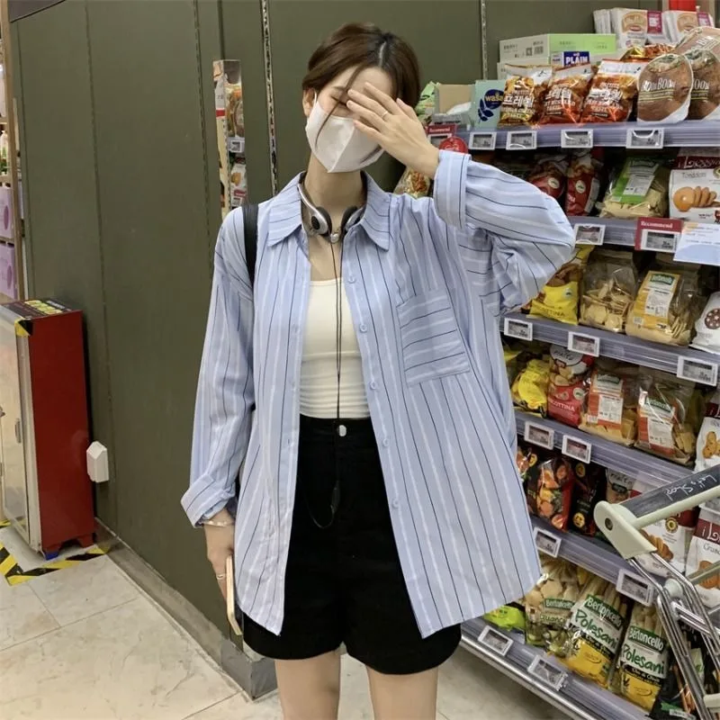 Striped Shirts & Blouses for Women Elegant Chic High Quality Clothing Trend 2025 Pretty Promotion Youth Cool Button Up Woman Top
Striped Shirts & Blouses for Women Elegant Chic High Quality Clothing Trend 2025 Pretty Promotion Youth Cool Button Up Woman Top