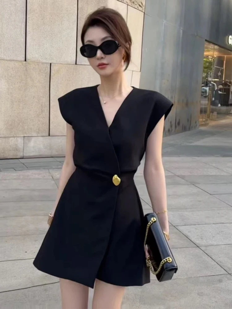 Женский летний комбинезон Ele Bla V-ne Suit Onesie с модным дизайном, высокой талией и широкими штанинами, цельный костюм
Женский летний комбинезон Ele Bla V-ne Suit Onesie с модным дизайном, высокой талией и широкими штанинами, цельный костюм