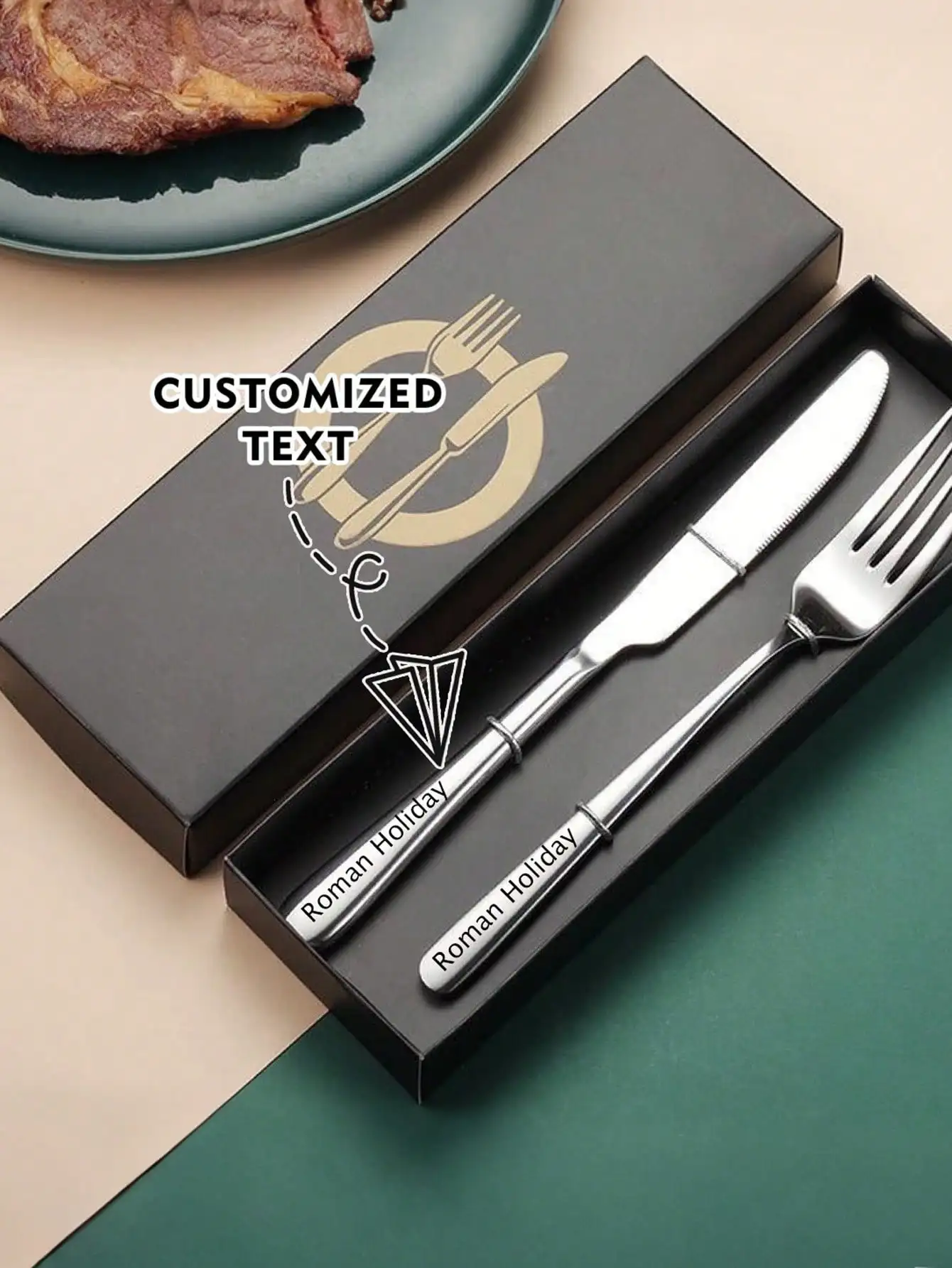 Персонализированный набор ножей и вилок для стейка в стиле вестерн, подарочный набор столовых приборов из нержавеющей стали, индивидуальный логотип для ресторана отеля
Персонализированный набор ножей и вилок для стейка в стиле вестерн, подарочный набор столовых приборов из нержавеющей стали, индивидуальный логотип для ресторана отеля