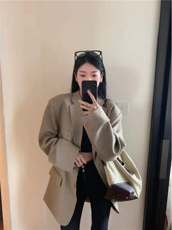 plus Size Casual Long Sleeve Suit Jacket Women's Autumn Winter Loose Slimming Korean Style Outerwear Comfortable Casual Top
plus Size Casual Long Sleeve Suit Jacket Women's Autumn Winter Loose Slimming Korean Style Outerwear Comfortable Casual Top