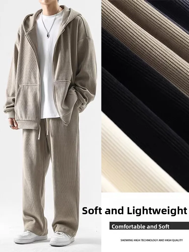 Весенний повседневный комплект спортивной одежды для мужчин, новинка 2023 года, штаны с капюшоном, американский Гонконг Sle Haome, комплект из двух предметов, одежда для подростков
Весенний повседневный комплект спортивной одежды для мужчин, новинка 2023 года, штаны с капюшоном, американский Гонконг Sle Haome, комплект из двух предметов, одежда для подростков