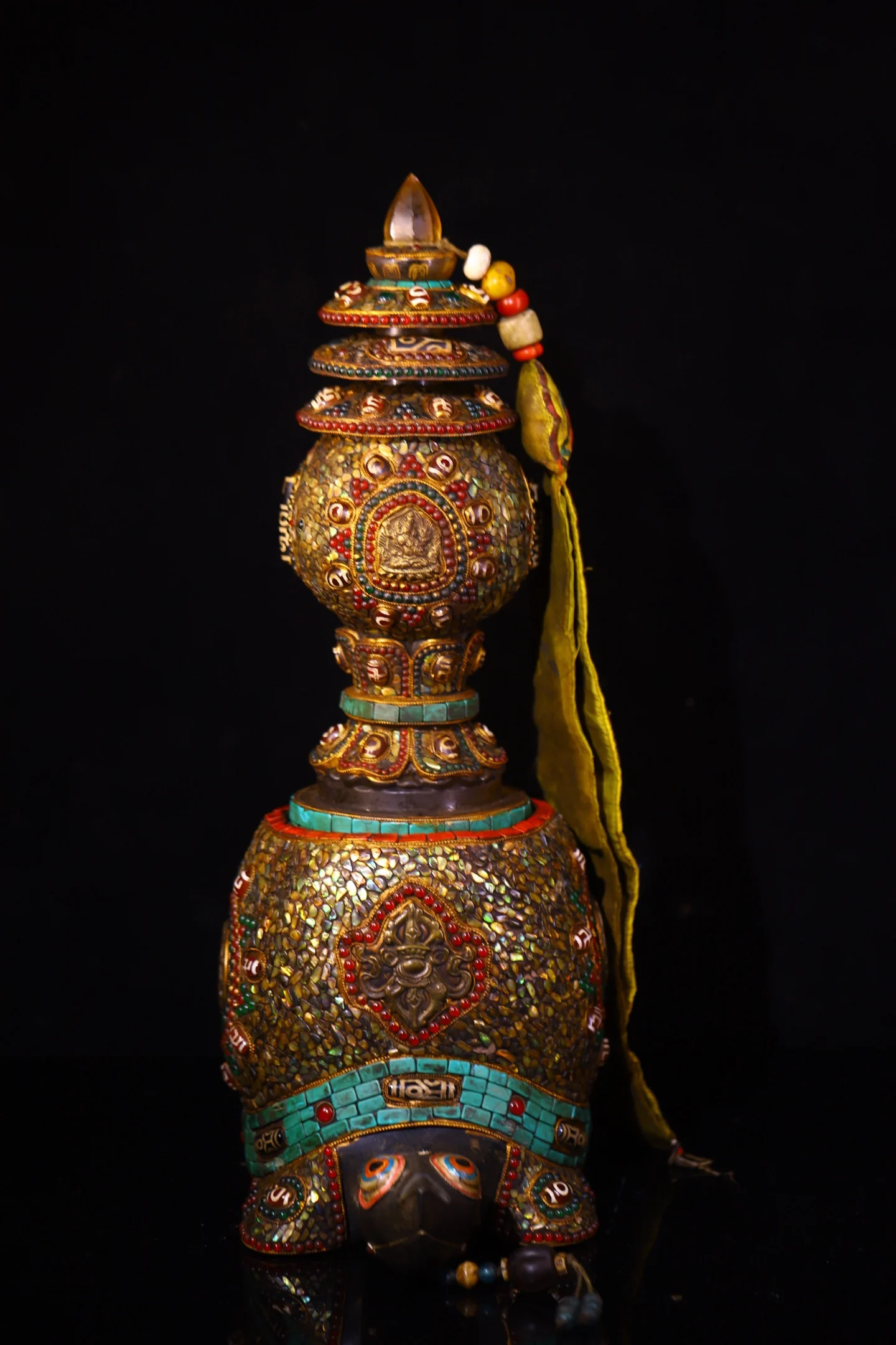 18"Tibetan Temple Collection Old Meteorite Mosaic Gem gZi Beads Turquoise Crystal Turtle Statue Base Manjusri Buddha Pagoda
18"Tibetan Temple Collection Old Meteorite Mosaic Gem gZi Beads Turquoise Crystal Turtle Statue Base Manjusri Buddha Pagoda