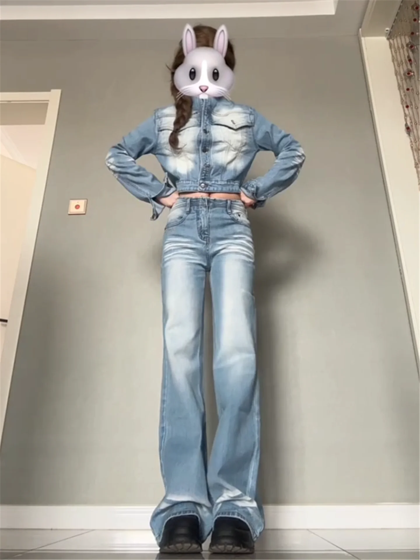 Low Waist Flared Jeans Women's Loose Fit Washed out Vintage Blue Cotton Denim Spring Season Ladies Fashion Soft Material
Low Waist Flared Jeans Women's Loose Fit Washed out Vintage Blue Cotton Denim Spring Season Ladies Fashion Soft Material