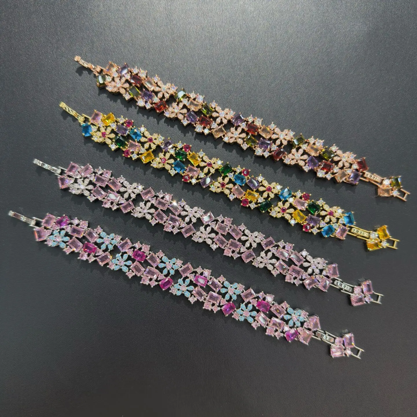 Women Full Pave Zircon Colored Flower Bracelet 2026
Women Full Pave Zircon Colored Flower Bracelet 2026