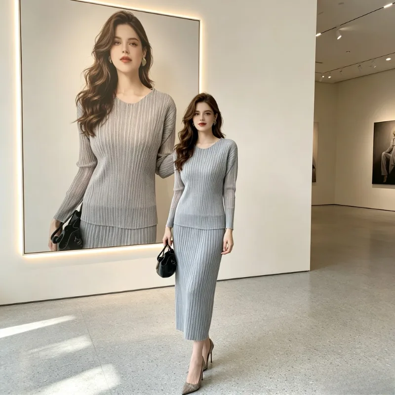 Плиссированная футболка Miyake, летняя новинка 2026, свободный крой, простой дизайн, повседневный расслабленный топ, модный повседневный приталенный полосатый плиссированный топ
Плиссированная футболка Miyake, летняя новинка 2026, свободный крой, простой дизайн, повседневный расслабленный топ, модный повседневный приталенный полосатый плиссированный топ