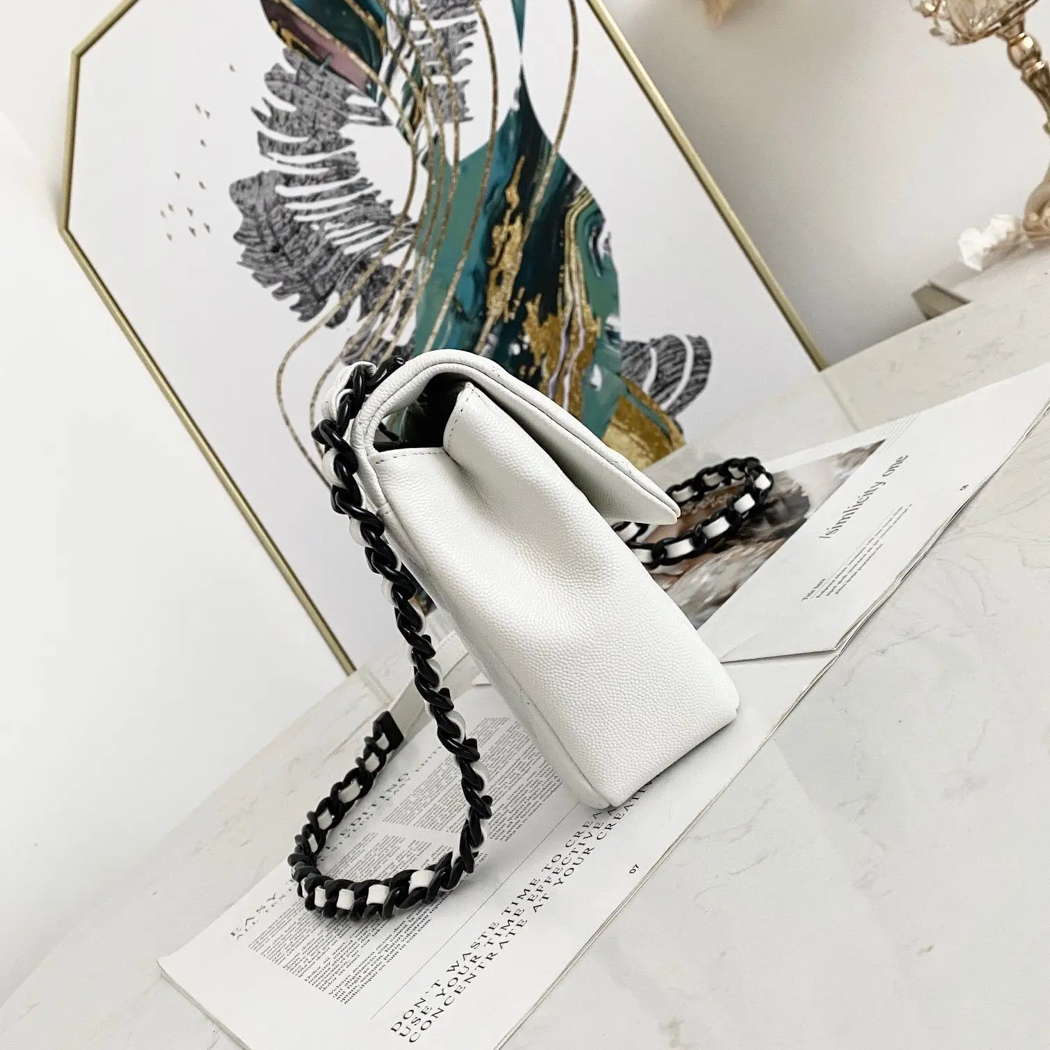 Classic Versatile Solid Ladies Handbag Soft PU Top Handle Casual Shoulder Crossbody Commuter Daily Shopping Bag
Classic Versatile Solid Ladies Handbag Soft PU Top Handle Casual Shoulder Crossbody Commuter Daily Shopping Bag