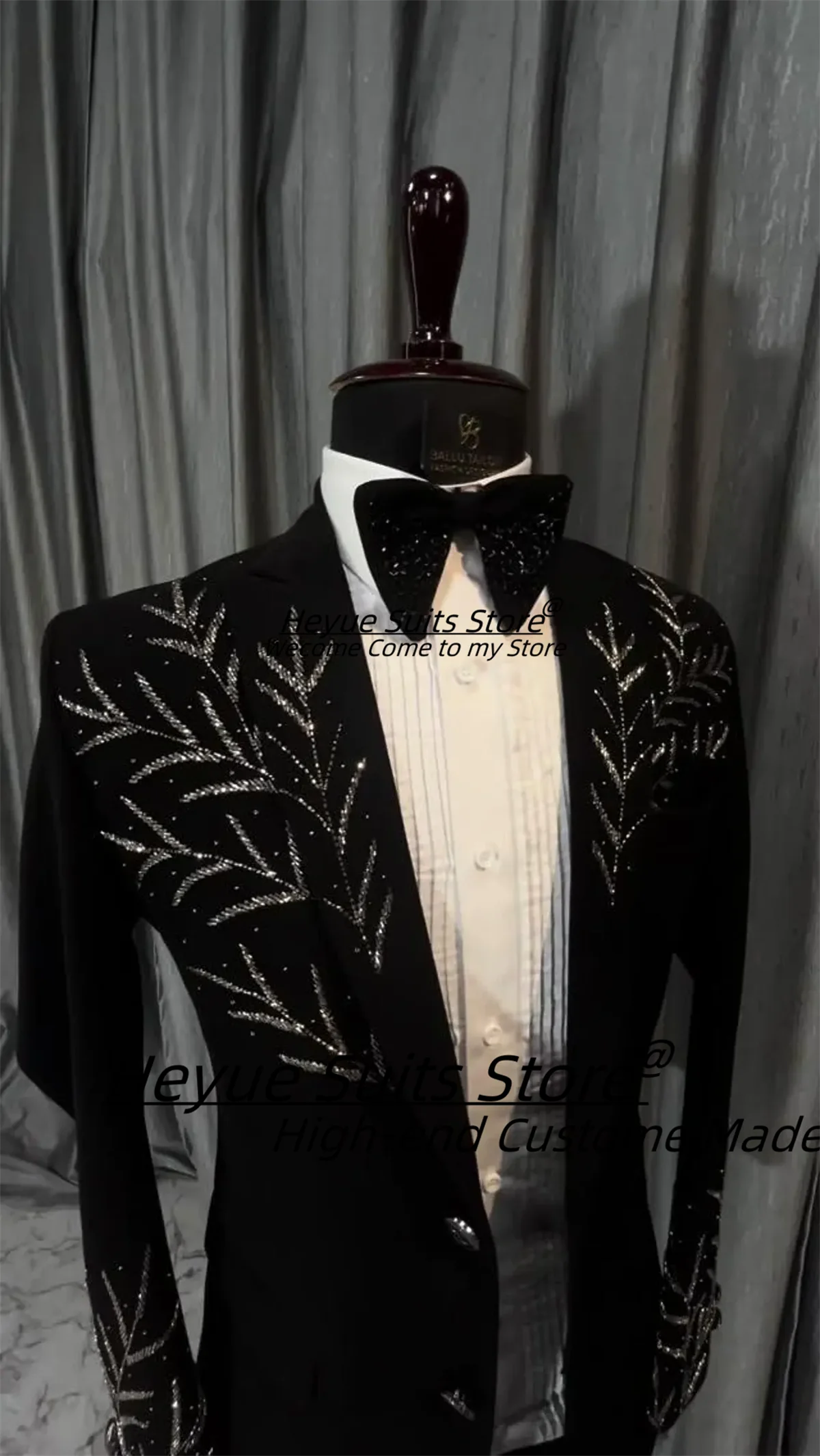 Роскошные мужские костюмы с блестящей вышивкой и блестками, индивидуальные приталенные свадебные смокинги с пиковыми лацканами для жениха, комплекты из 2 предметов, мужские пиджаки для выпускного вечера
Роскошные мужские костюмы с блестящей вышивкой и блестками, индивидуальные приталенные свадебные смокинги с пиковыми лацканами для жениха, комплекты из 2 предметов, мужские пиджаки для выпускного вечера