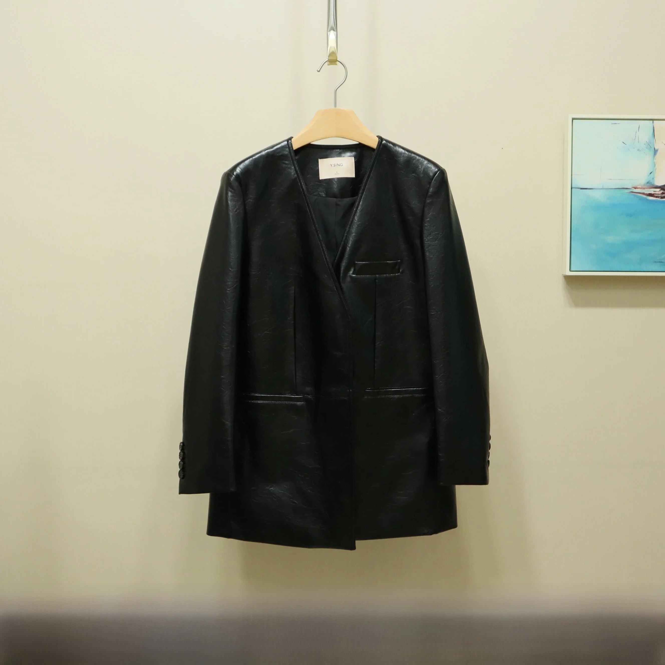 Spring 2026 Casual Sle Women's PU Leather Jaet Versatile All-Match Outerwear Long Sve Mid-Length Casual Scene
Spring 2026 Casual Sle Women's PU Leather Jaet Versatile All-Match Outerwear Long Sve Mid-Length Casual Scene