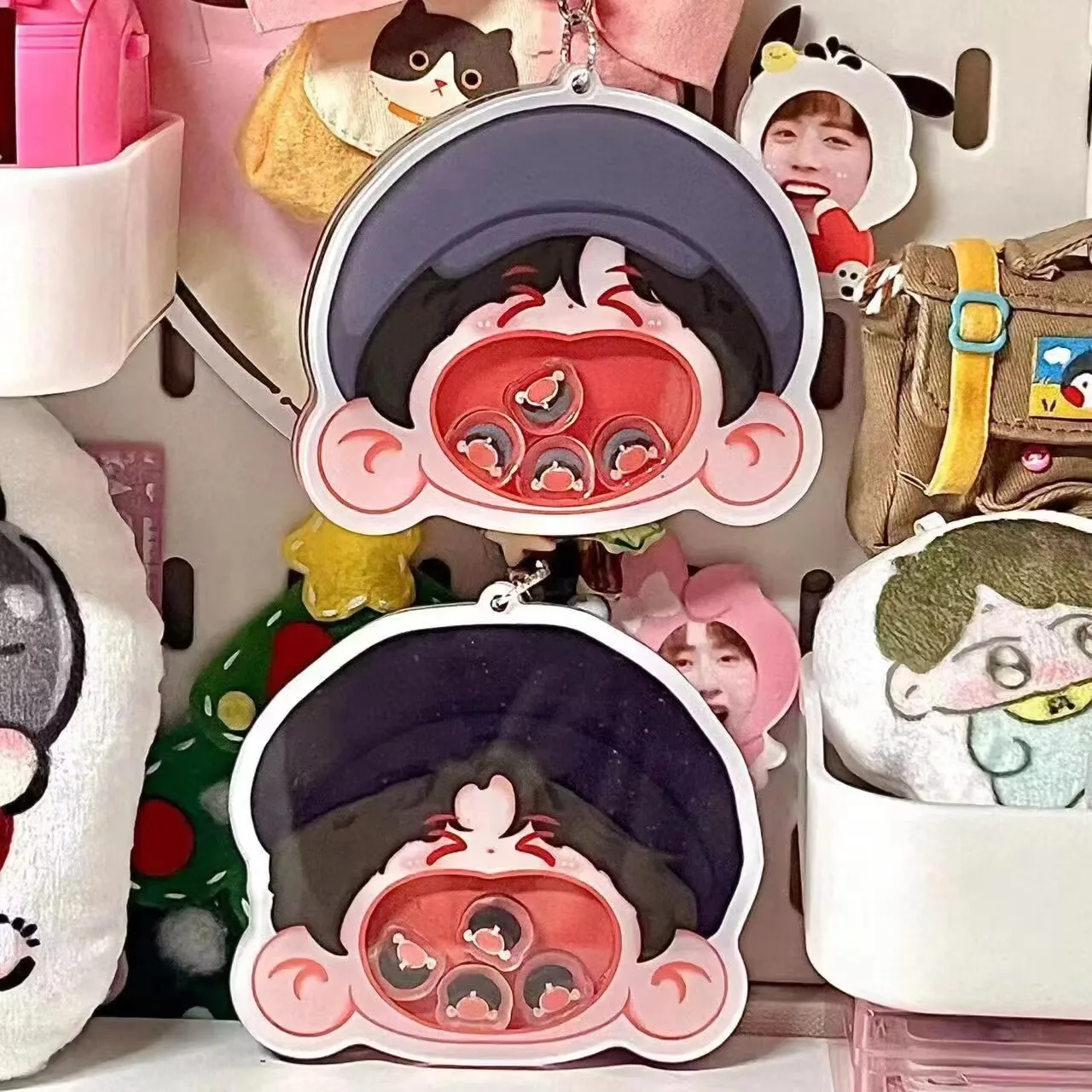 Новая карта-качалка на тему звезды «Wang Yibo Xiao Zhan», акриловая милая мультяшная поддержка подарочного брелка
Новая карта-качалка на тему звезды «Wang Yibo Xiao Zhan», акриловая милая мультяшная поддержка подарочного брелка