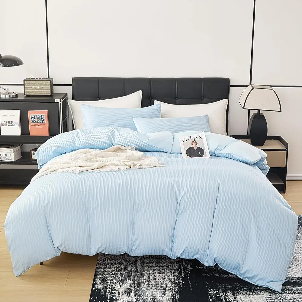 Светло-голубой комплект постельного белья Queen Size, 3 предмета, из стираного микрофибера, мягкий дышащий комплект с рифленым пододеяльником на молнии
Светло-голубой комплект постельного белья Queen Size, 3 предмета, из стираного микрофибера, мягкий дышащий комплект с рифленым пододеяльником на молнии