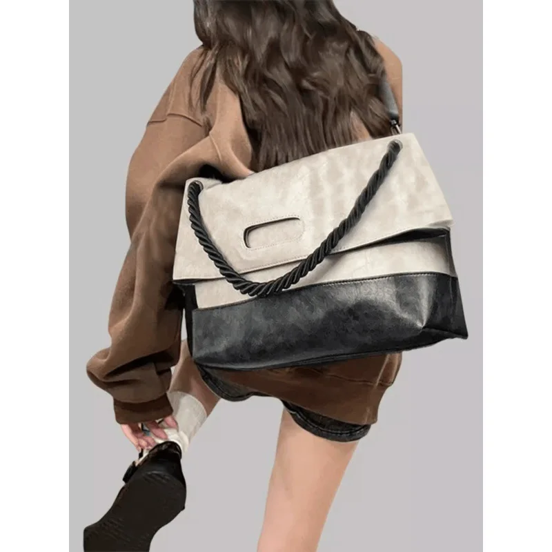 2026 new trendy broadband crossbody bag, high-end and versatile postal bag, commuting tote bag
2026 new trendy broadband crossbody bag, high-end and versatile postal bag, commuting tote bag