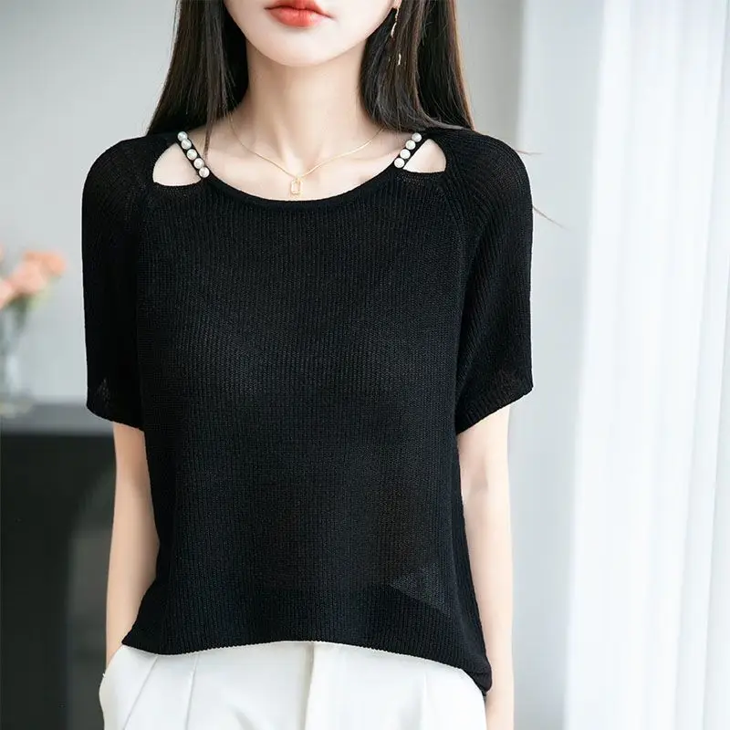 Women's Hollow Out Pearl Strap Knit Top Short Sleeve Loose Ice Silk Casual Summer Top
Women's Hollow Out Pearl Strap Knit Top Short Sleeve Loose Ice Silk Casual Summer Top
