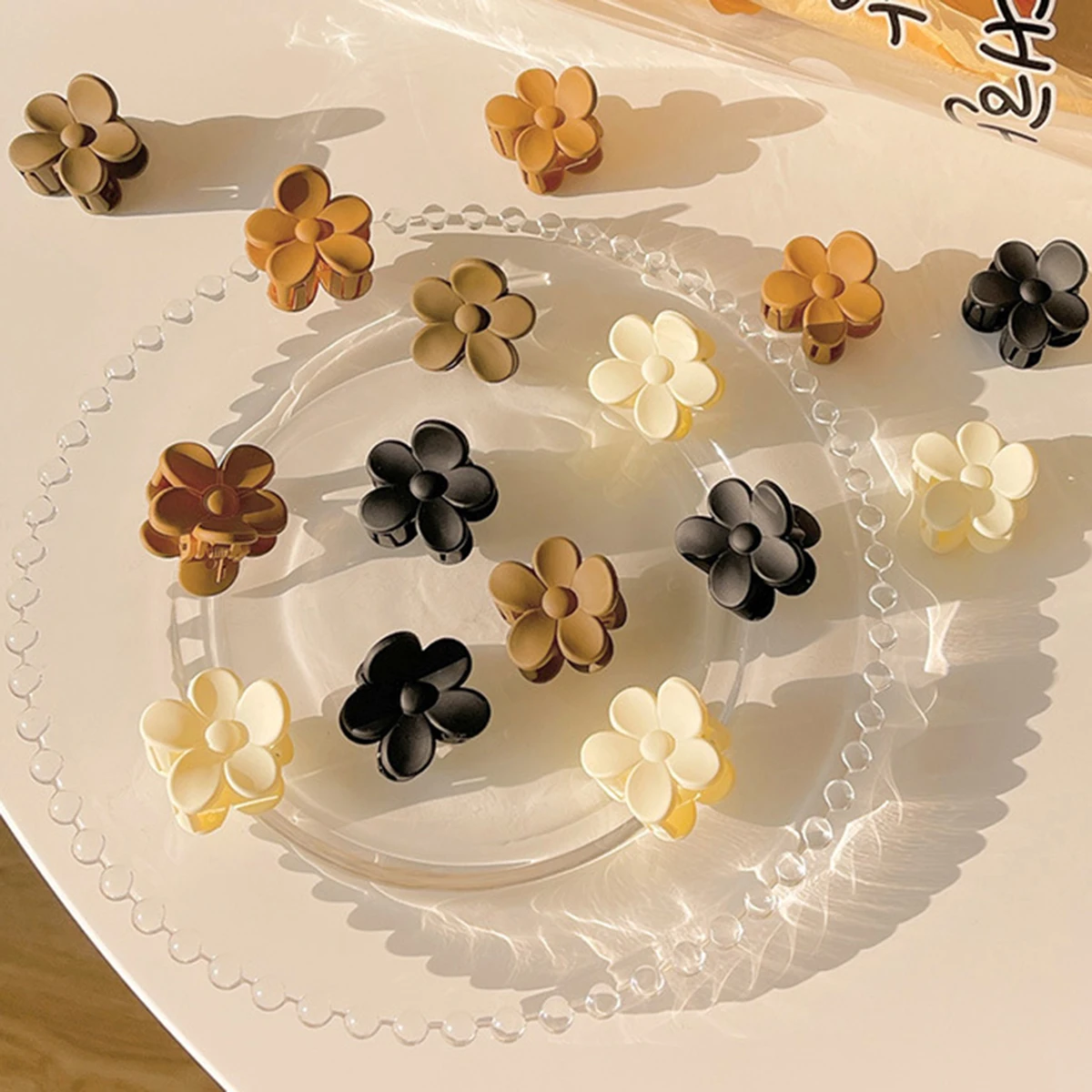 20pcs Mini Hair Claw Clips Princess Hair Accessories for Girls, Small Clamps for Bangs Flyaways Cute Hairpins for Fringe Styling
20pcs Mini Hair Claw Clips Princess Hair Accessories for Girls, Small Clamps for Bangs Flyaways Cute Hairpins for Fringe Styling