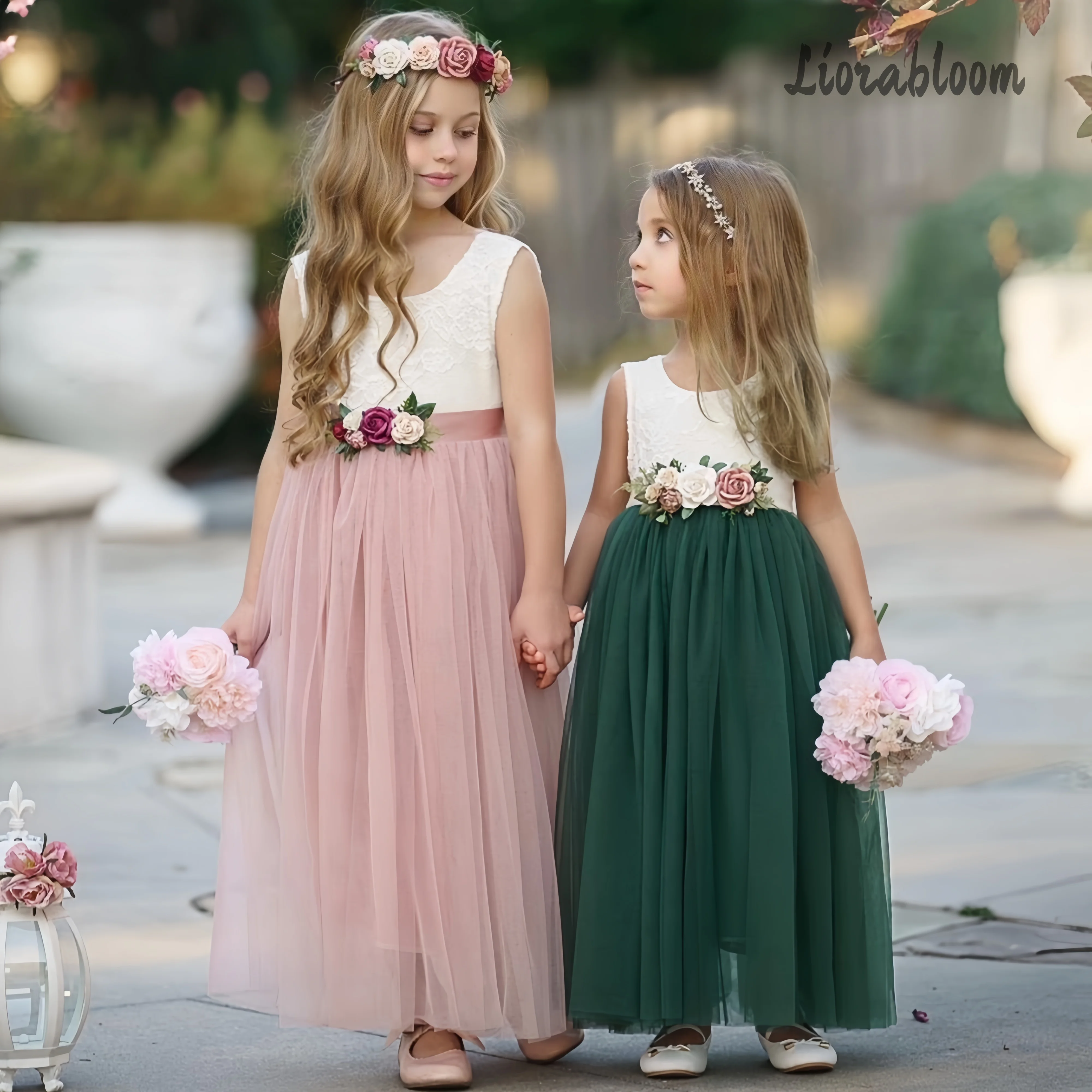 Girls' Multicolor Tulle Gown Wedding Flower Girl Attire Lace Flower Girl Dress Floral Embellished Party Dress
Girls' Multicolor Tulle Gown Wedding Flower Girl Attire Lace Flower Girl Dress Floral Embellished Party Dress