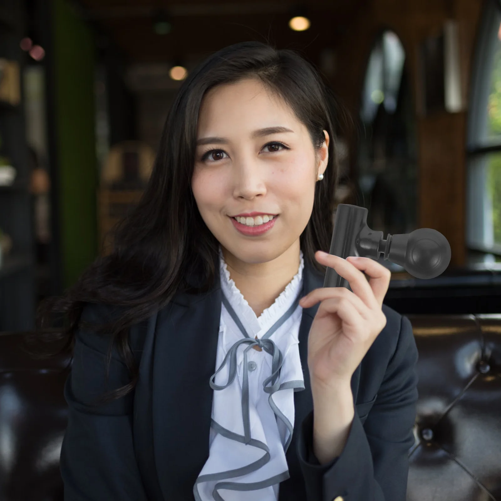 Mini Fascia Gun Electric Muscle Massager Handheld Deep Tissue Massage Tool for Back Neck Shoulder Pain Relief Small Body
Mini Fascia Gun Electric Muscle Massager Handheld Deep Tissue Massage Tool for Back Neck Shoulder Pain Relief Small Body