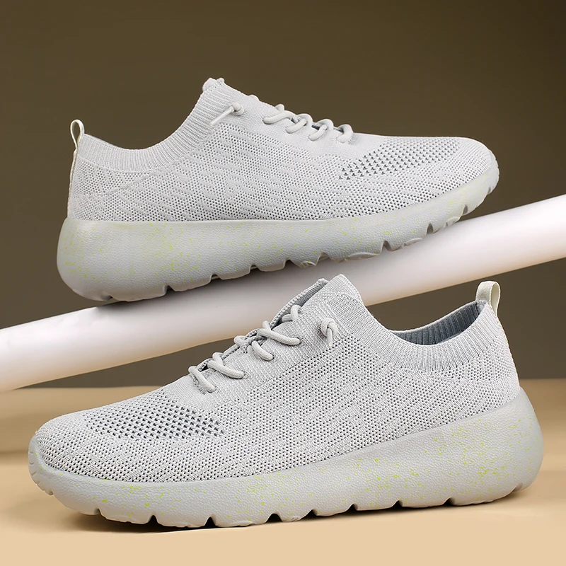 Новая легкая, удобная и дышащая спортивная обувь, мужская и женская цельная повседневная спортивная обувь с сетчатым верхом на мягкой подошве
Новая легкая, удобная и дышащая спортивная обувь, мужская и женская цельная повседневная спортивная обувь с сетчатым верхом на мягкой подошве
