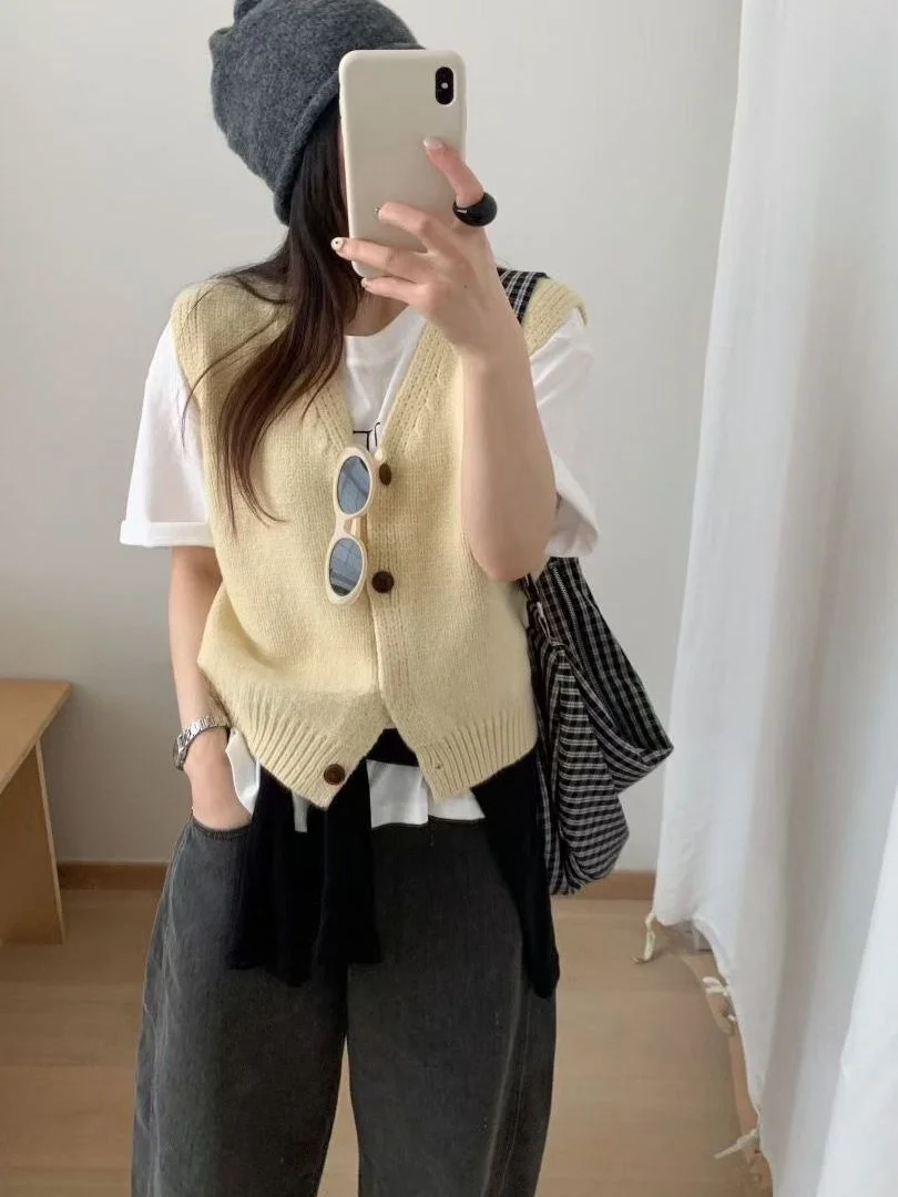 Белый вязаный открытый кардиган с V-образным вырезом, женский свободный облегающий жилет без рукавов, осенний новый прямой крой, термоодиночный...
Белый вязаный открытый кардиган с V-образным вырезом, женский свободный облегающий жилет без рукавов, осенний новый прямой крой, термоодиночный...