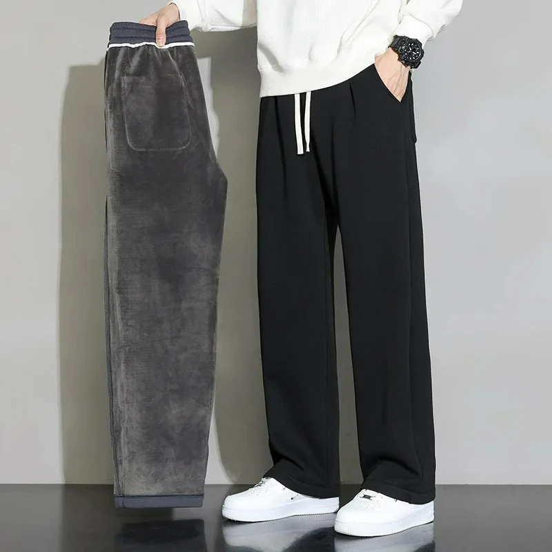 Autumn and Winter Casual Sweatpants for Men Straight Leg Loose Fit Sports Cycling Exercise Trend with Plush Wide Leg Pants
Autumn and Winter Casual Sweatpants for Men Straight Leg Loose Fit Sports Cycling Exercise Trend with Plush Wide Leg Pants
