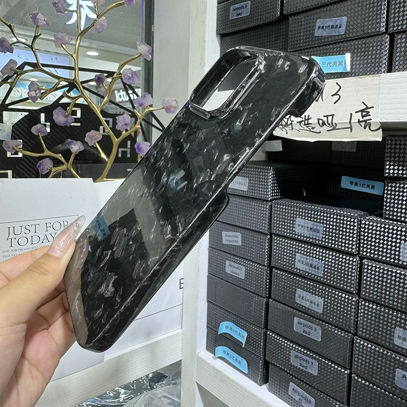 Для iPhone15Promax, кованое углеродное волокно, фотосессия, Ультратонкий полуупаковочный защитный чехол для Apple, яркая поверхность
Для iPhone15Promax, кованое углеродное волокно, фотосессия, Ультратонкий полуупаковочный защитный чехол для Apple, яркая поверхность