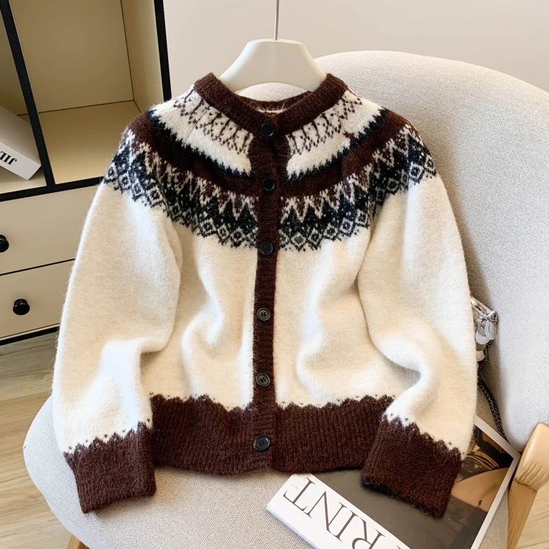 Vibrant Color Block Knitted Open Cardigan Women's Fashionable Autumn Winter Sweater Jacket Retro Style Straight Cut Long Sleeve
Vibrant Color Block Knitted Open Cardigan Women's Fashionable Autumn Winter Sweater Jacket Retro Style Straight Cut Long Sleeve