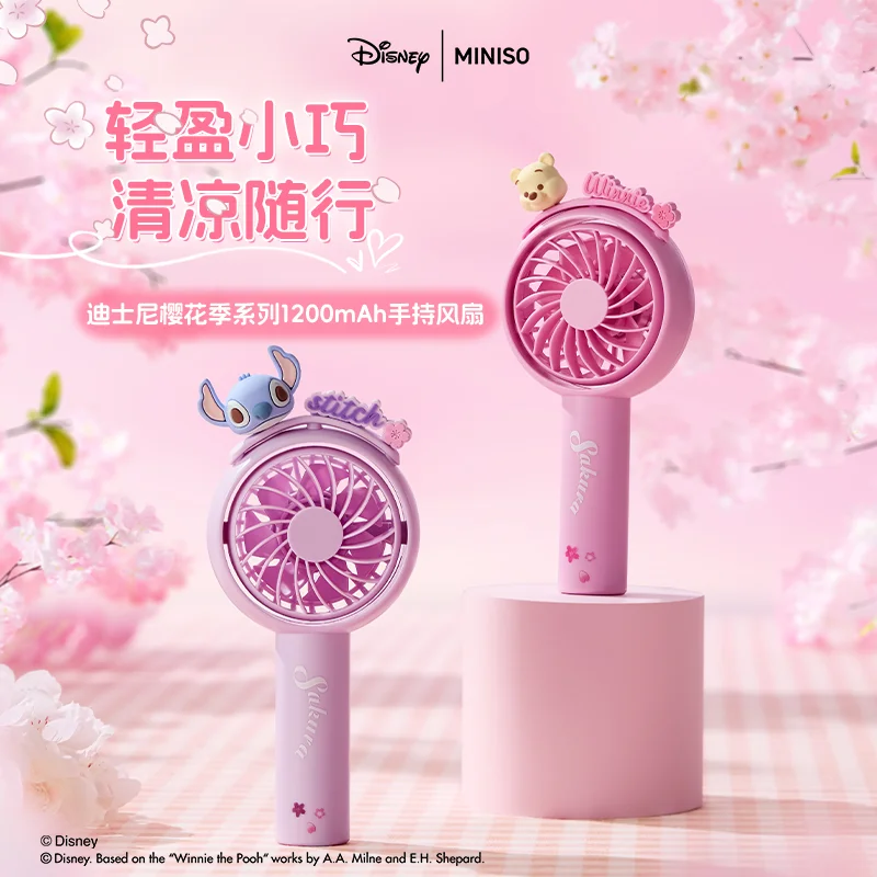 MINISO Kawaii Stitch Sakura Season Series 1200mAh Handheld Fan Summer Anime Disney Girl's Heart Cute Portable Fan Girls Gift
MINISO Kawaii Stitch Sakura Season Series 1200mAh Handheld Fan Summer Anime Disney Girl's Heart Cute Portable Fan Girls Gift