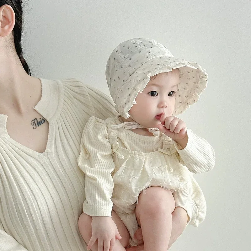 Baby hat spring and summer thin men and women baby sun hat newborn sun hat sun hat cartoon baby fisherman hat
Baby hat spring and summer thin men and women baby sun hat newborn sun hat sun hat cartoon baby fisherman hat