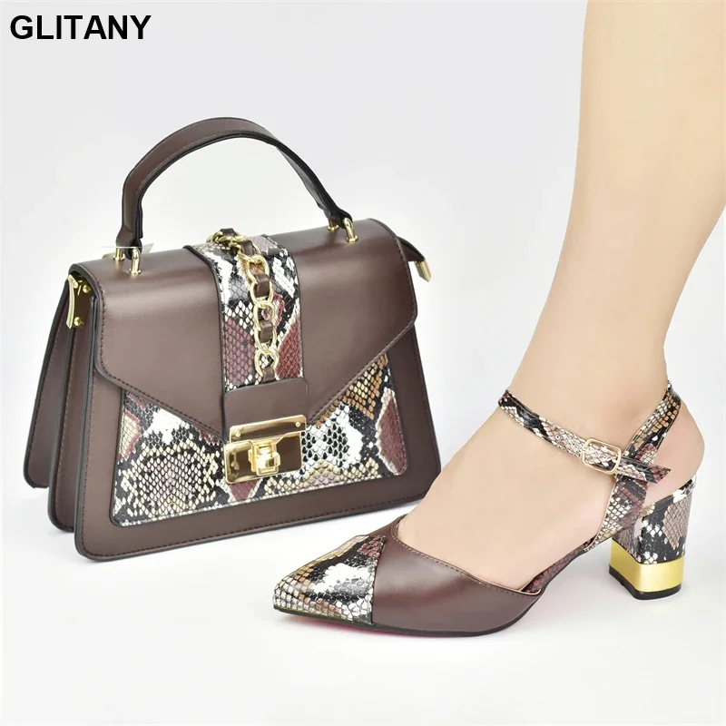 New Design Italian Shoe and Bag Set for Party In Women Ladies Shoes and Sandals Snake Print Heels Wedding Shoes for Women Bride
New Design Italian Shoe and Bag Set for Party In Women Ladies Shoes and Sandals Snake Print Heels Wedding Shoes for Women Bride