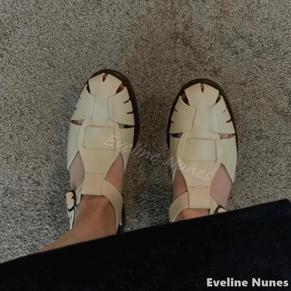 Retro Hand-woven Sandals Women Round Toe Hollow Ankle Strap Belt Buckle Beige Leather Sandals 2025 Summer New Chunky Heel Sandal
Retro Hand-woven Sandals Women Round Toe Hollow Ankle Strap Belt Buckle Beige Leather Sandals 2025 Summer New Chunky Heel Sandal