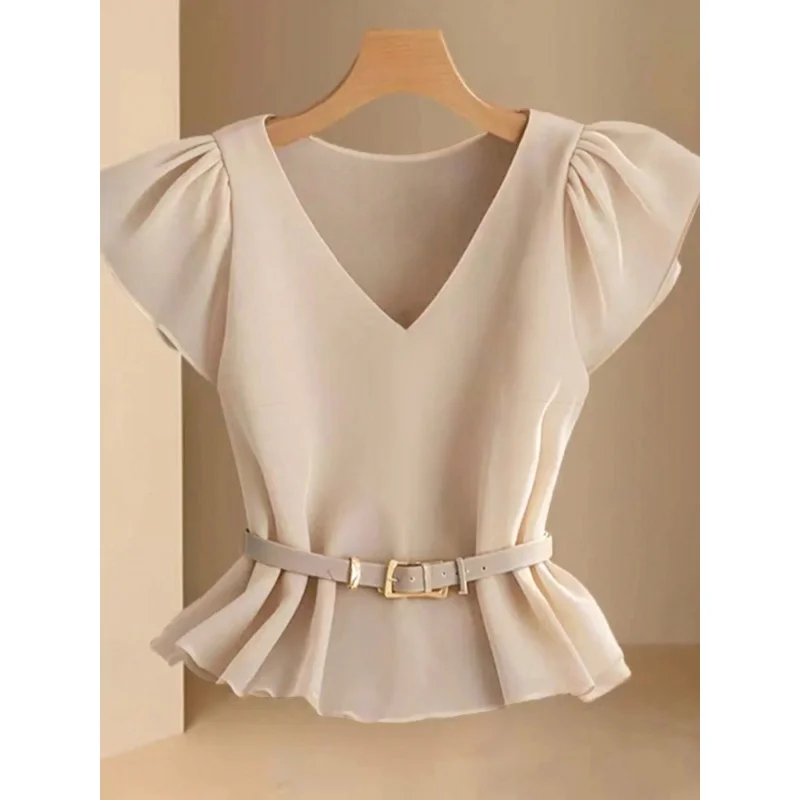 Foreign Trade Women's Clothing2025Fashionable and versatile, slimming effectVWomen's Collar Ruffled Sleeve Shirt(No Belt)
Foreign Trade Women's Clothing2025Fashionable and versatile, slimming effectVWomen's Collar Ruffled Sleeve Shirt(No Belt)