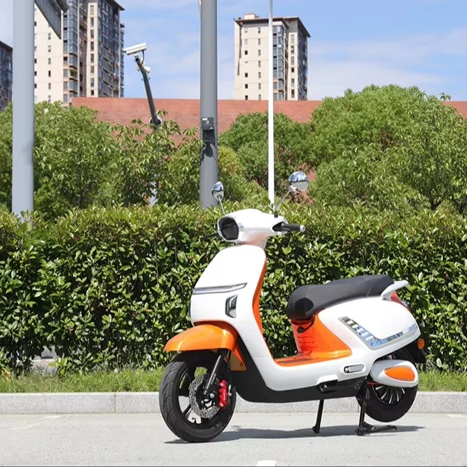 Factory Custom New Electric Motorbike 3000w 130km/h Max Speed Electric Motorcycle Nice Price Good Price
Factory Custom New Electric Motorbike 3000w 130km/h Max Speed Electric Motorcycle Nice Price Good Price