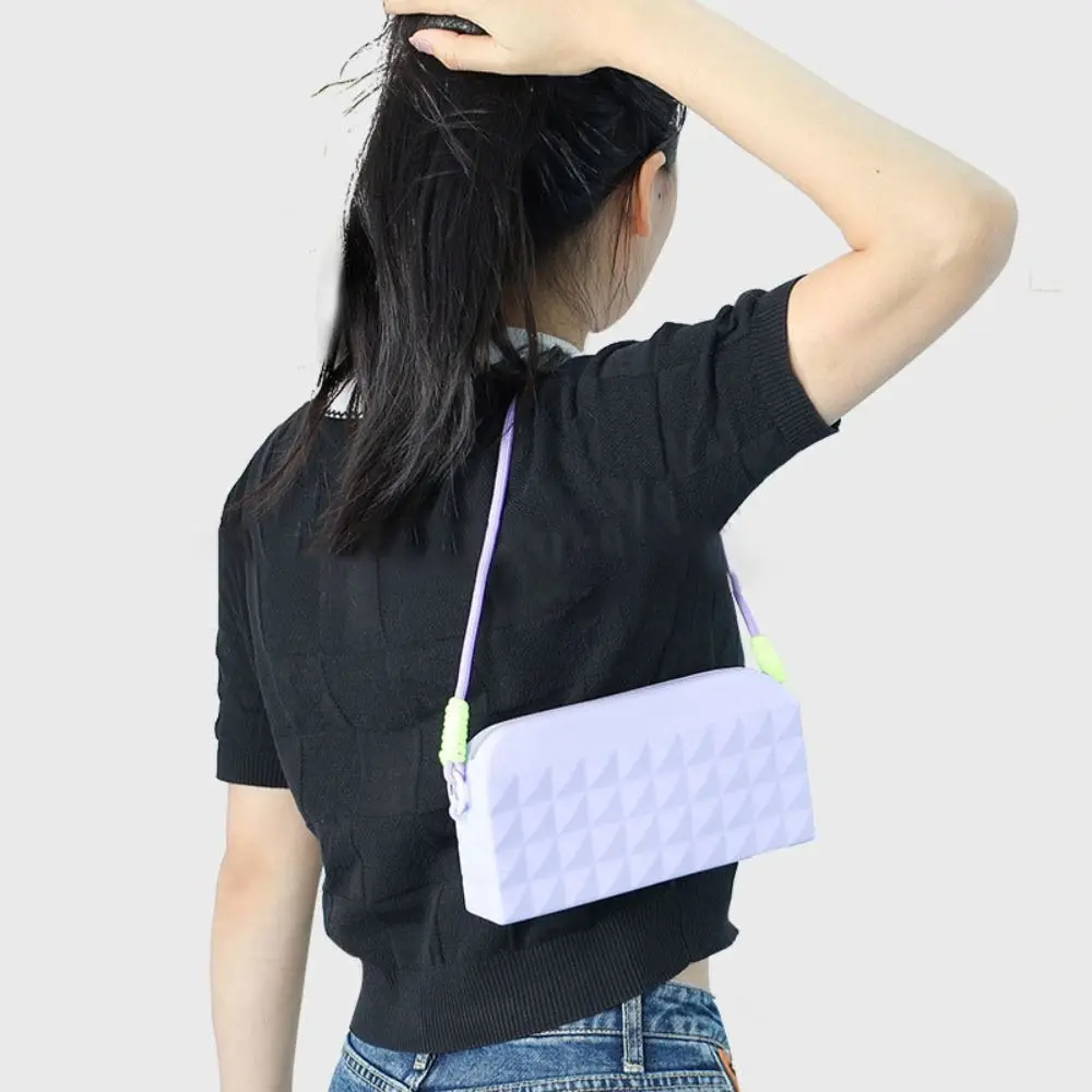 Portable Silicone Cosmetic Bag Multifunction Waterproof Storage Pouch Zipper with Lanyard Phone Bag Handbag
Portable Silicone Cosmetic Bag Multifunction Waterproof Storage Pouch Zipper with Lanyard Phone Bag Handbag